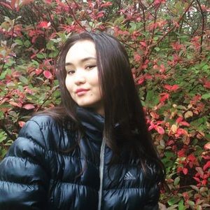 Meet your Posher, Urangoo